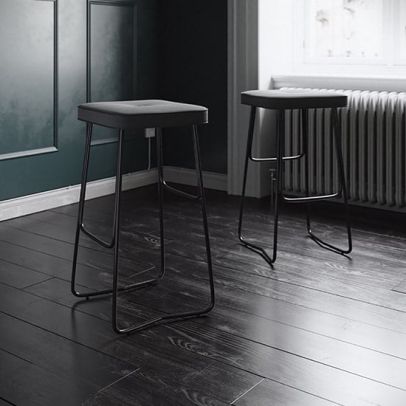 stool line
